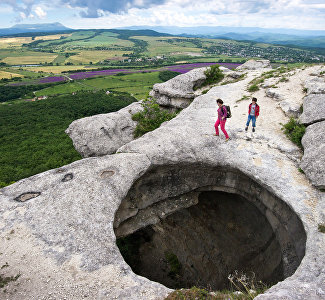 Stone Well at Tash-Dzhargan