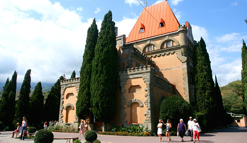 Princess Gagarina Palace in Utyos