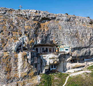 Lost in the mountains: Crimean cave monasteries