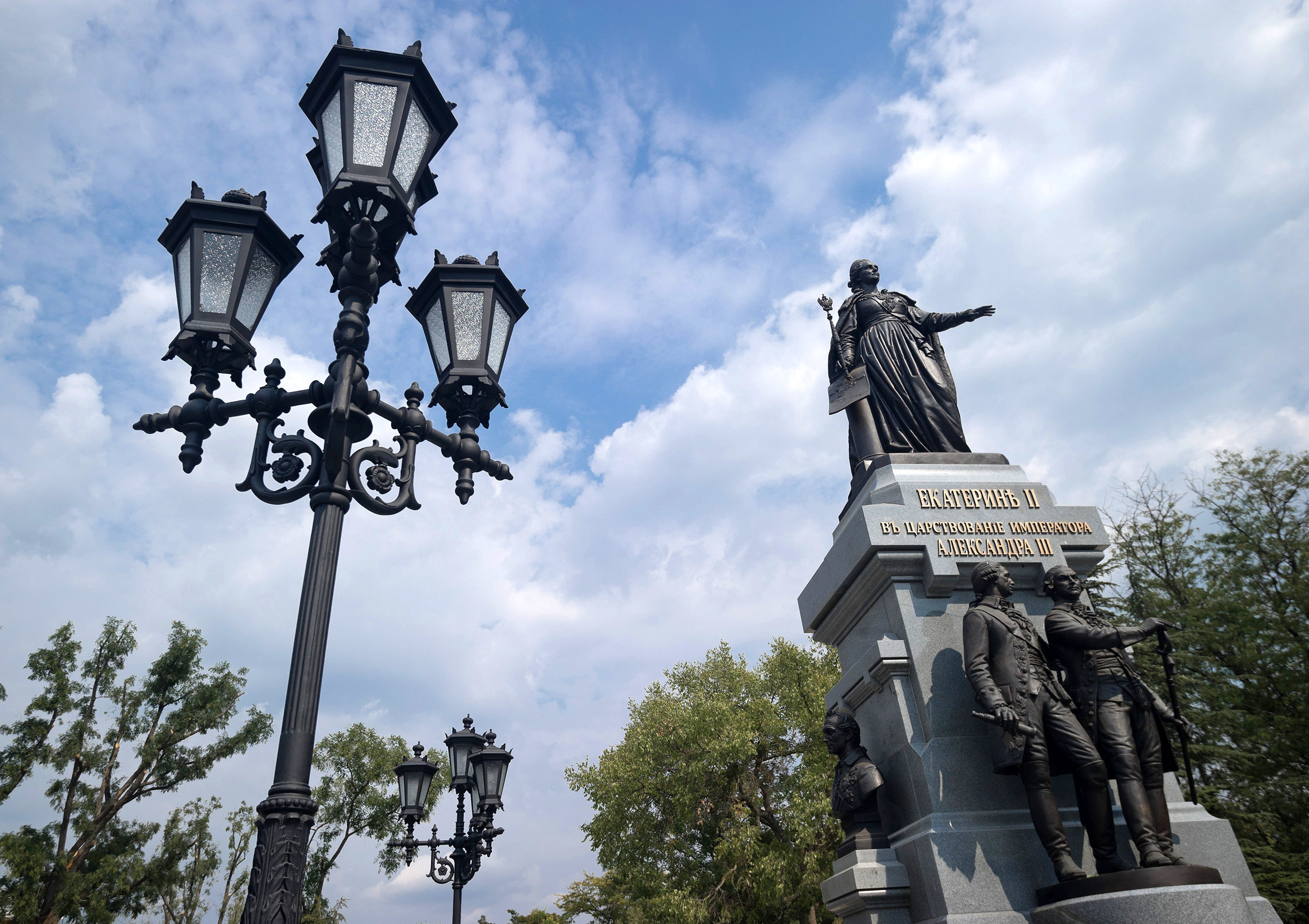 Monument to Catherine II in Simferopol 