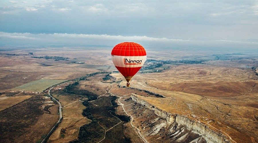 Hot air balloon flight in Crimea