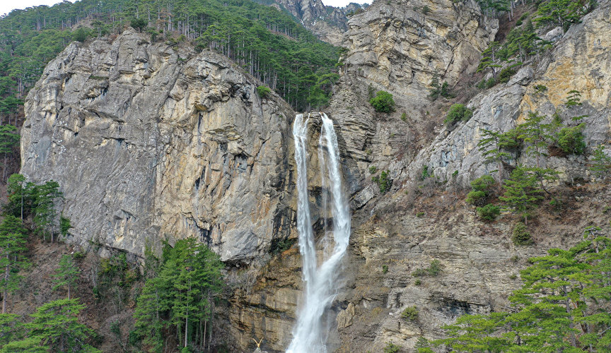 Uchan-Su waterfall