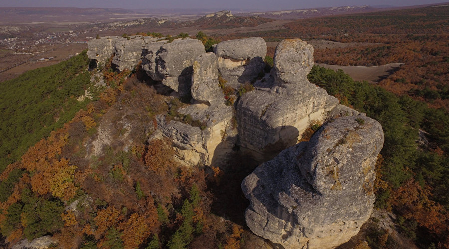 Sphinxes of the Caralez Valley