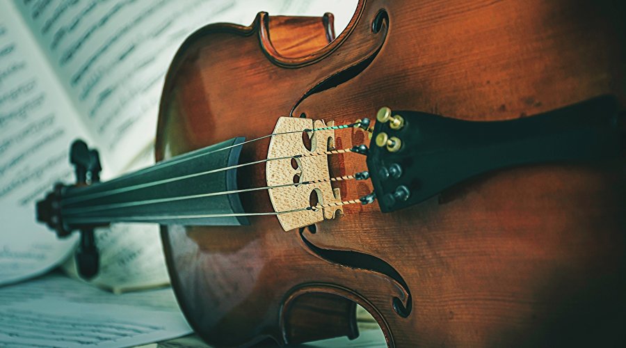 Violin and sheet music Violin and sheet music