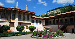 Khan's Palace
