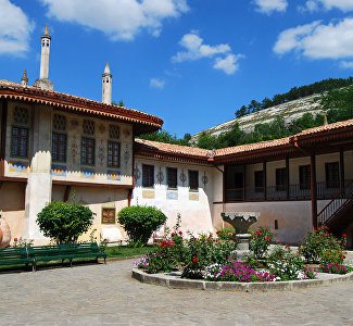 Guide to Crimea: what to see in Bakhchisaray in one day