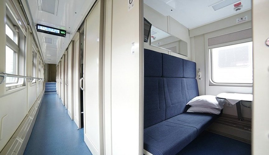 Corridor in the SV carriage