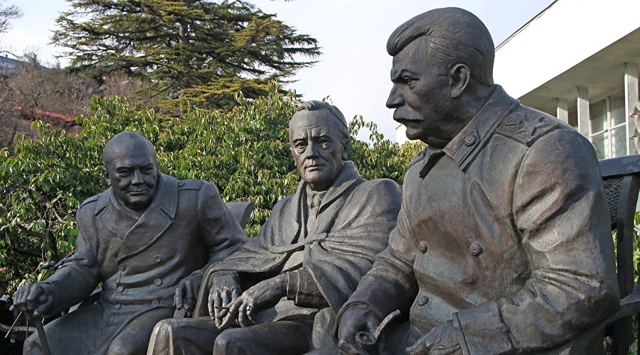 Monument to Stalin, Roosevelt and Churchill