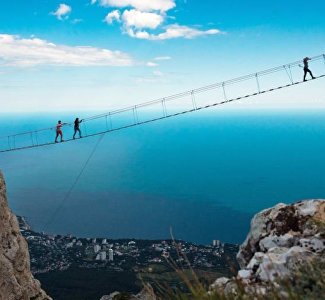A photo of suspension bridges on Ai-Petri was recognized as one of the best in the world