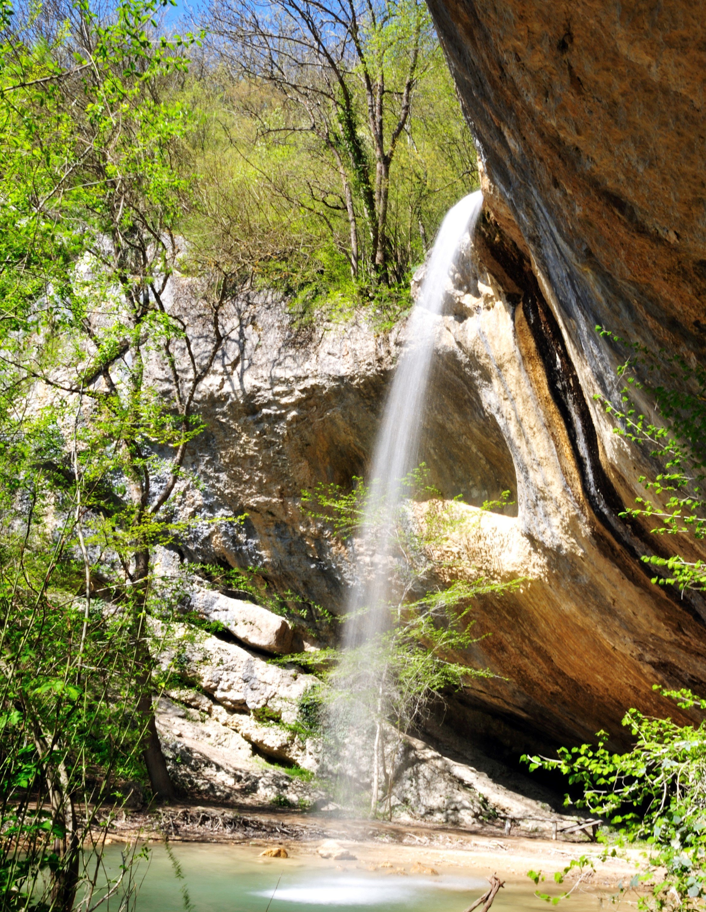 Waterfall Ledge